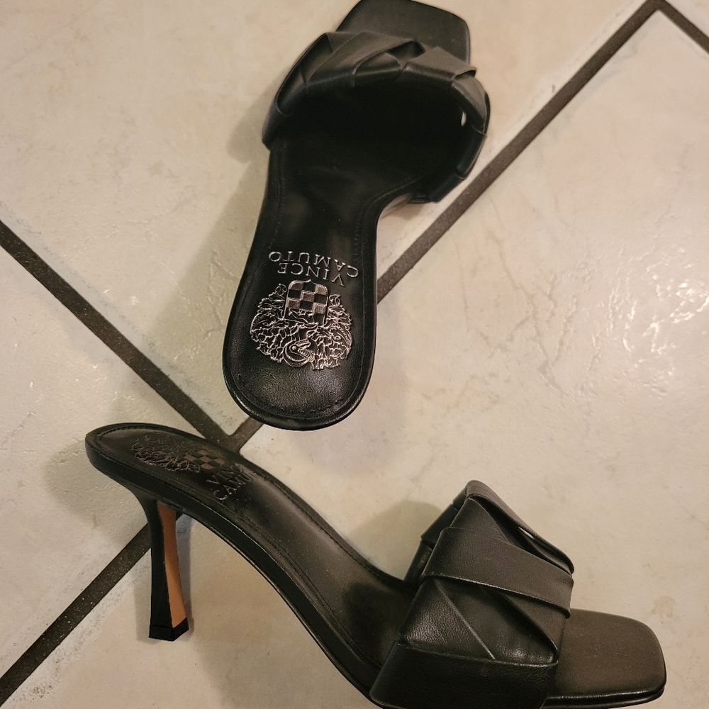 vince camuto black mule heels